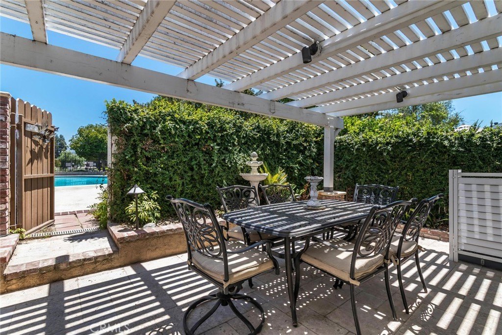 Valencia, California, 91355, United States, 3 Bedrooms Bedrooms, ,3 BathroomsBathrooms,Residential,Forsale,1919218