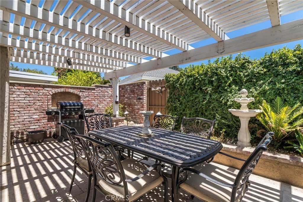 Valencia, California, 91355, United States, 3 Bedrooms Bedrooms, ,3 BathroomsBathrooms,Residential,Forsale,1919218