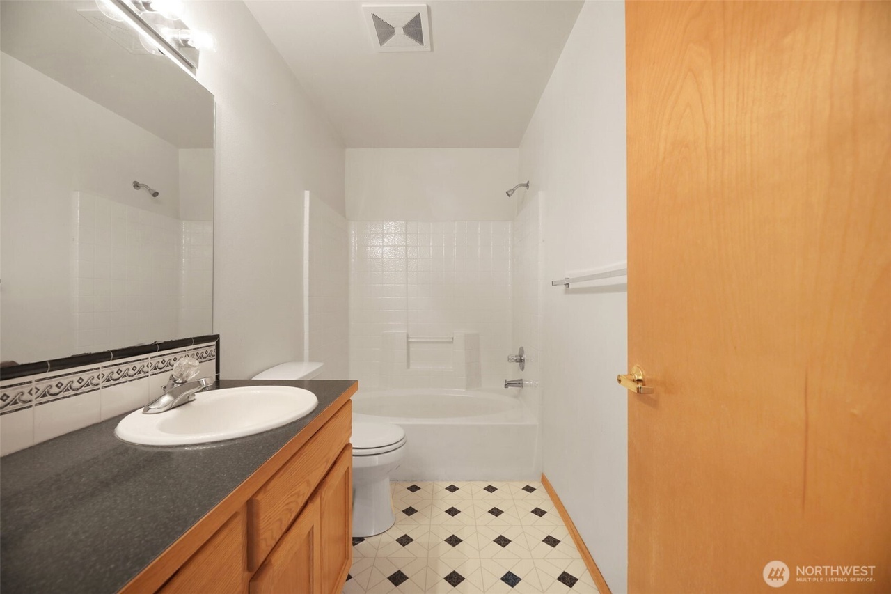 Granite Falls, Washington, 98252, United States, 3 Bedrooms Bedrooms, ,2 BathroomsBathrooms,Residential,Forsale,1985615