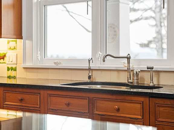 Randolph, Vermont, 05060, United States, 4 Bedrooms Bedrooms, ,3.5 BathroomsBathrooms,Residential,Forsale,1922581