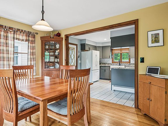 Barnard, Vermont, 05031, United States, 3 Bedrooms Bedrooms, ,2 BathroomsBathrooms,Residential,Forsale,2013004