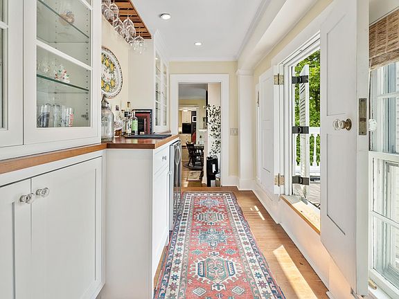 Woodstock, Vermont, 05091, United States, 3 Bedrooms Bedrooms, ,1.5 BathroomsBathrooms,Residential,Forsale,1922580