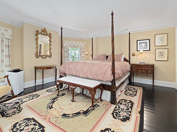 Woodstock, Vermont, 05091, United States, 3 Bedrooms Bedrooms, ,1.5 BathroomsBathrooms,Residential,Forsale,1922580