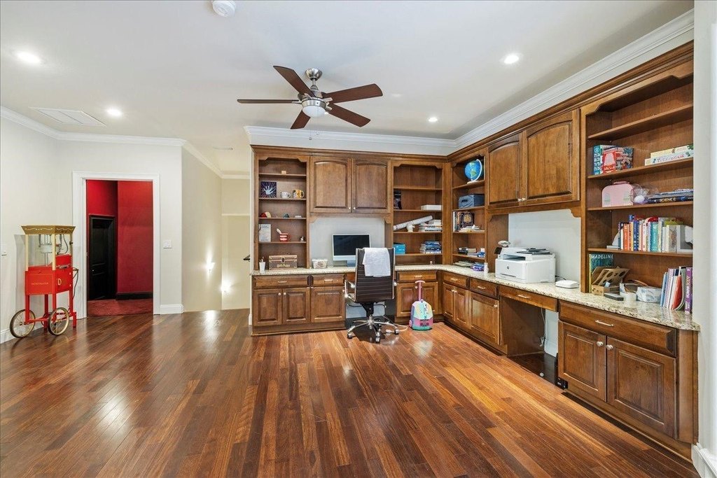 Tallahassee, Florida, 32312, United States, 5 Bedrooms Bedrooms, ,4.5 BathroomsBathrooms,Residential,Forsale,1926830