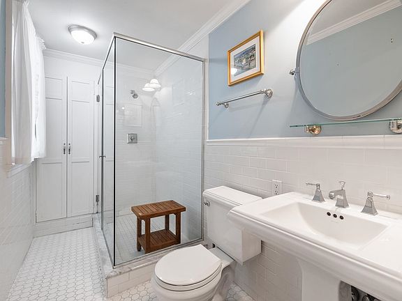 Woodstock, Vermont, 05091, United States, 3 Bedrooms Bedrooms, ,1.5 BathroomsBathrooms,Residential,Forsale,1922580