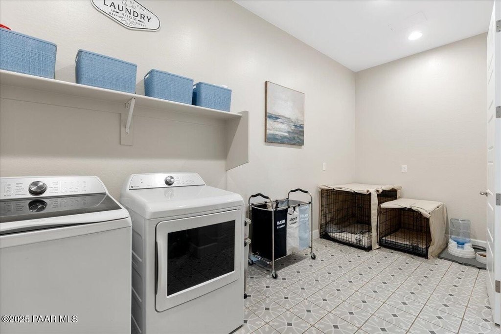 Prescott, Arizona, 86305, United States, 3 Bedrooms Bedrooms, ,2 BathroomsBathrooms,Residential,Forsale,1903150