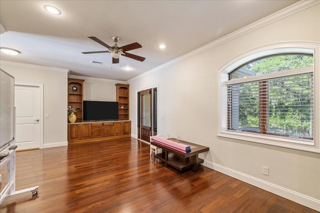 Tallahassee, Florida, 32312, United States, 5 Bedrooms Bedrooms, ,4.5 BathroomsBathrooms,Residential,Forsale,1926830