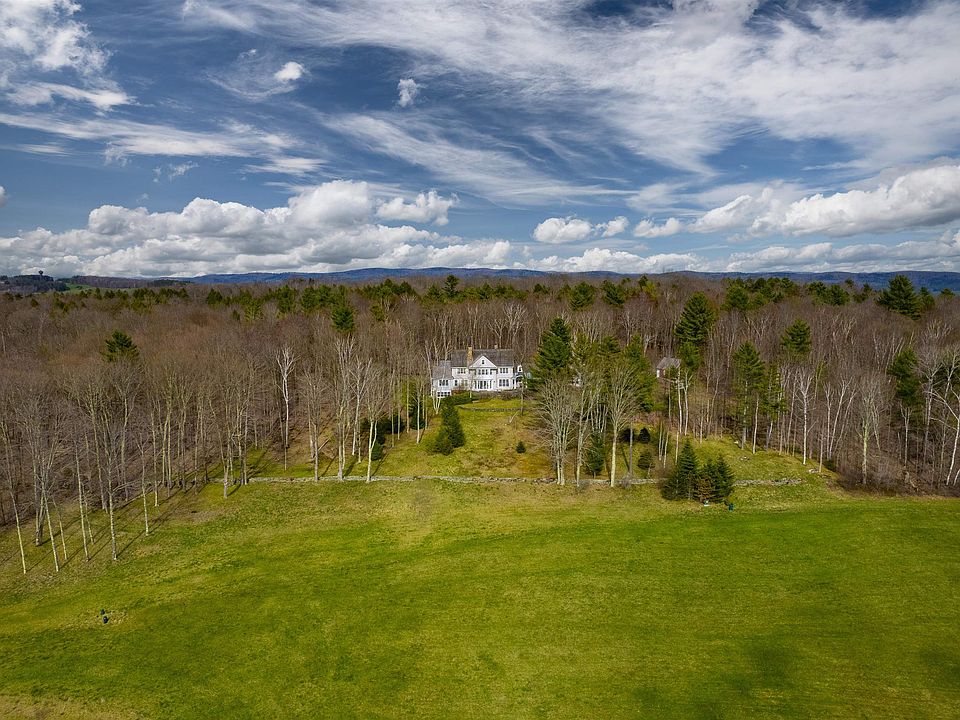 Randolph, Vermont, 05060, United States, 4 Bedrooms Bedrooms, ,3.5 BathroomsBathrooms,Residential,Forsale,1922581