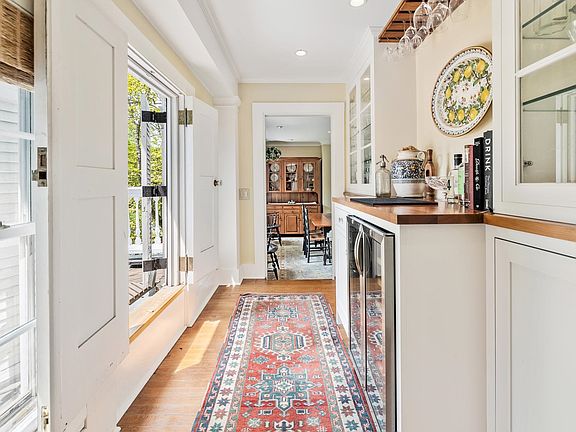 Woodstock, Vermont, 05091, United States, 3 Bedrooms Bedrooms, ,1.5 BathroomsBathrooms,Residential,Forsale,1922580