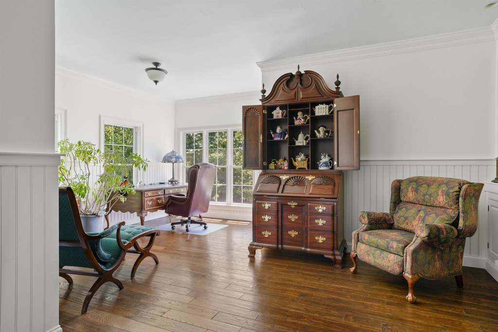 Wolfeboro, New Hampshire, 03894, United States, 4 Bedrooms Bedrooms, ,4.5 BathroomsBathrooms,Residential,Forsale,2004079