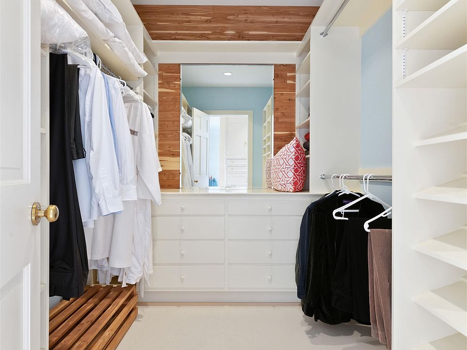 Randolph, Vermont, 05060, United States, 4 Bedrooms Bedrooms, ,3.5 BathroomsBathrooms,Residential,Forsale,1922581