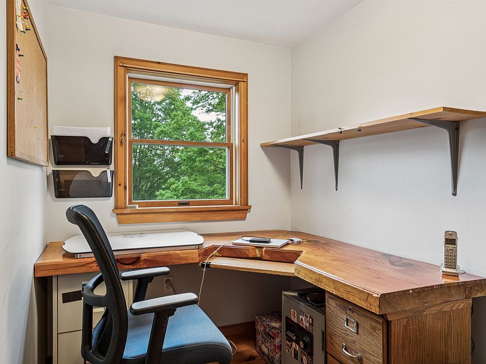 Barnard, Vermont, 05031, United States, 3 Bedrooms Bedrooms, ,2 BathroomsBathrooms,Residential,Forsale,2013004