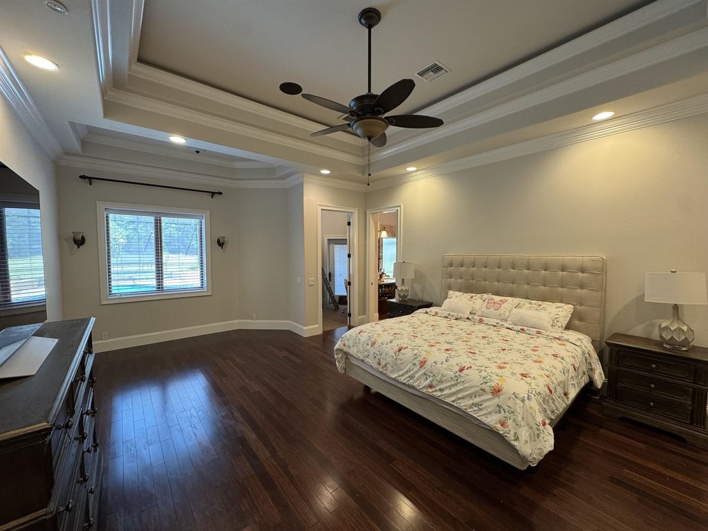 Tallahassee, Florida, 32312, United States, 5 Bedrooms Bedrooms, ,4.5 BathroomsBathrooms,Residential,Forsale,1926830