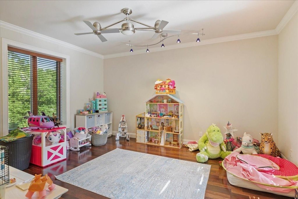 Tallahassee, Florida, 32312, United States, 5 Bedrooms Bedrooms, ,4.5 BathroomsBathrooms,Residential,Forsale,1926830