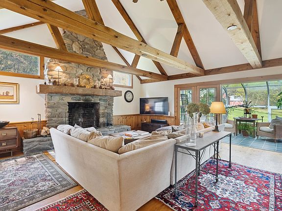 Barnard, Vermont, 05031, United States, 3 Bedrooms Bedrooms, ,3 BathroomsBathrooms,Residential,Forsale,1999506