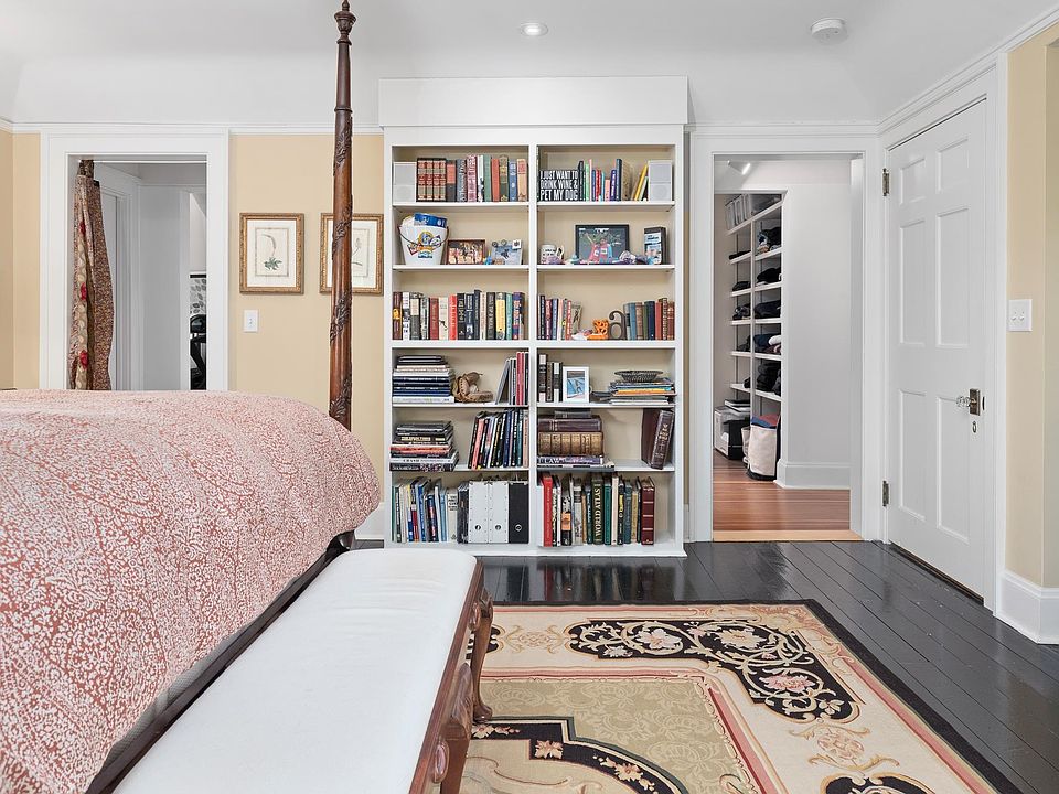 Woodstock, Vermont, 05091, United States, 3 Bedrooms Bedrooms, ,1.5 BathroomsBathrooms,Residential,Forsale,1922580