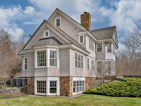 Randolph, Vermont, 05060, United States, 4 Bedrooms Bedrooms, ,3.5 BathroomsBathrooms,Residential,Forsale,1922581