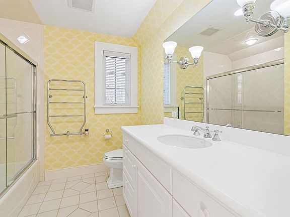 Randolph, Vermont, 05060, United States, 4 Bedrooms Bedrooms, ,3.5 BathroomsBathrooms,Residential,Forsale,1922581