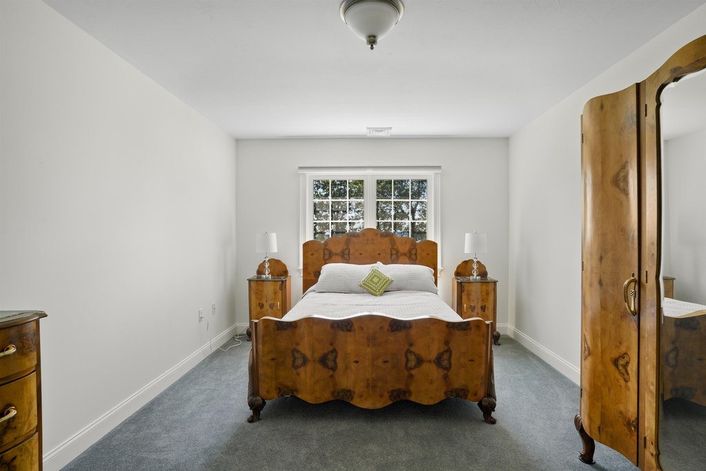 Wolfeboro, New Hampshire, 03894, United States, 4 Bedrooms Bedrooms, ,4.5 BathroomsBathrooms,Residential,Forsale,2004079