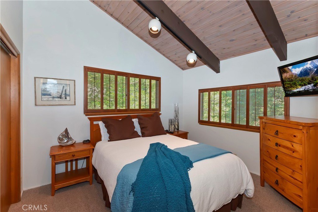 Lake Arrowhead, California, 92352, United States, 4 Bedrooms Bedrooms, ,3 BathroomsBathrooms,Residential,Forsale,1934032