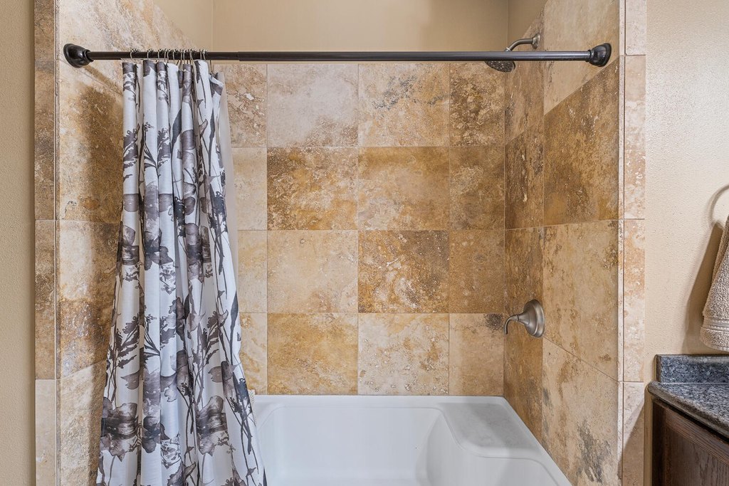 Kailua-Kona, Hawaii, 96740, United States, 2 Bedrooms Bedrooms, ,2 BathroomsBathrooms,Residential,Forsale,1929318