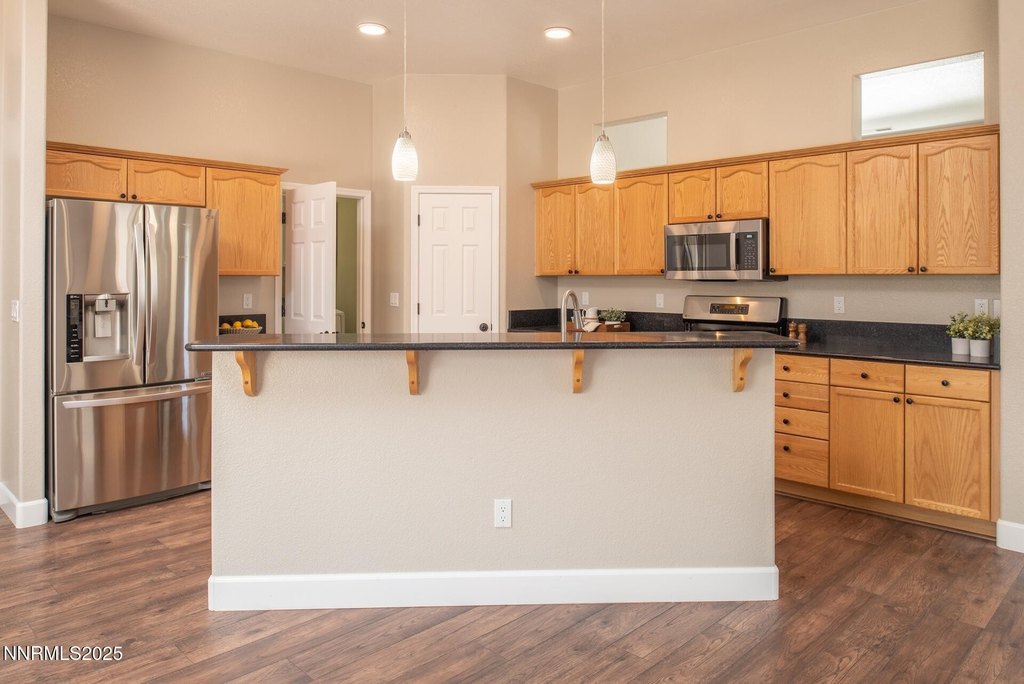 Reno, Nevada, 89521, United States, 4 Bedrooms Bedrooms, ,2 BathroomsBathrooms,Residential,Forsale,1910326