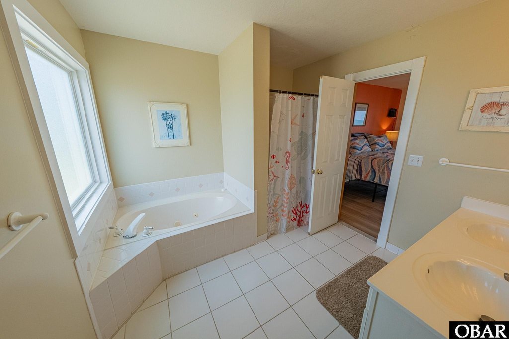 Rodanthe, North Carolina, 27968, United States, 7 Bedrooms Bedrooms, ,6.5 BathroomsBathrooms,Residential,Forsale,1914409