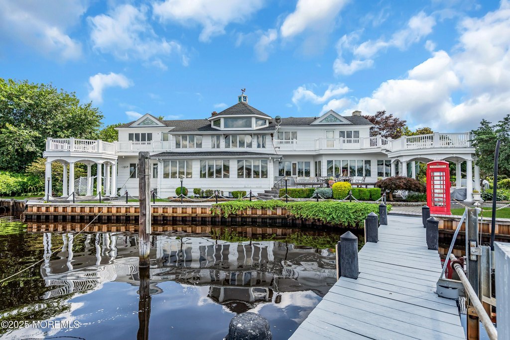 Toms River, New Jersey, 08753, United States, 5 Bedrooms Bedrooms, ,5.5 BathroomsBathrooms,Residential,Forsale,1900458