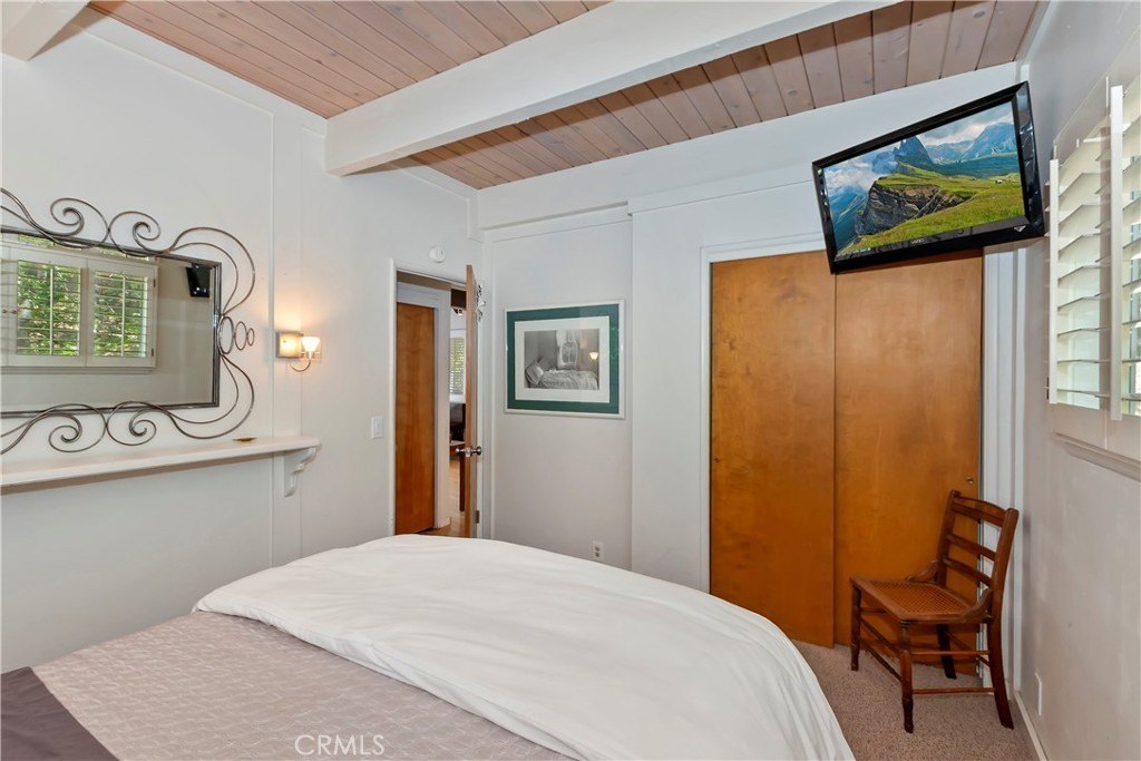 Lake Arrowhead, California, 92352, United States, 4 Bedrooms Bedrooms, ,3 BathroomsBathrooms,Residential,Forsale,1934032