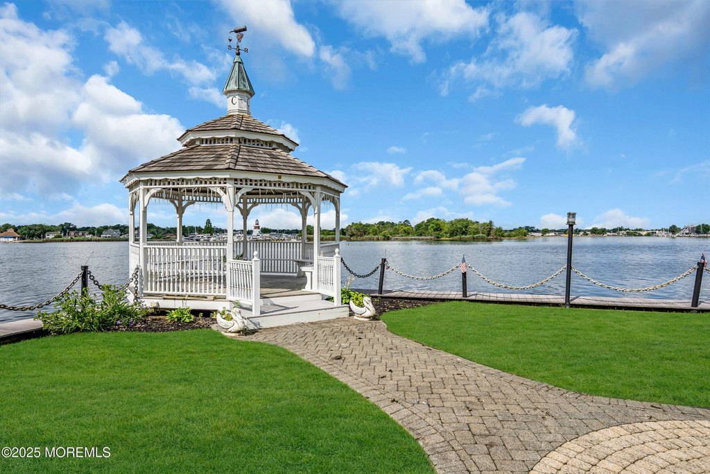 Toms River, New Jersey, 08753, United States, 5 Bedrooms Bedrooms, ,5.5 BathroomsBathrooms,Residential,Forsale,1900458