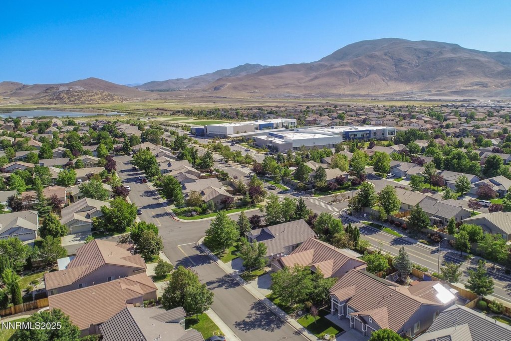Reno, Nevada, 89521, United States, 4 Bedrooms Bedrooms, ,2 BathroomsBathrooms,Residential,Forsale,1910326