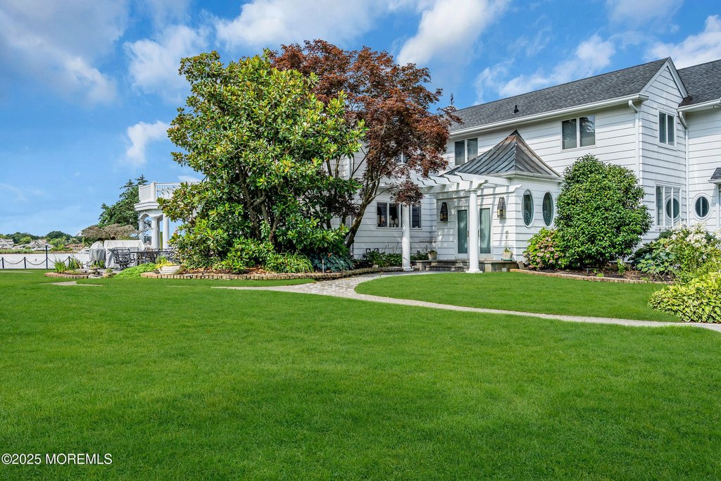 Toms River, New Jersey, 08753, United States, 5 Bedrooms Bedrooms, ,5.5 BathroomsBathrooms,Residential,Forsale,1900458