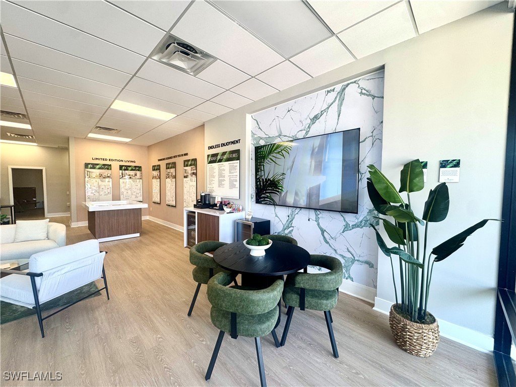 Naples, Florida, 34112, United States, 3 Bedrooms Bedrooms, ,2.5 BathroomsBathrooms,Residential,Forsale,1936211