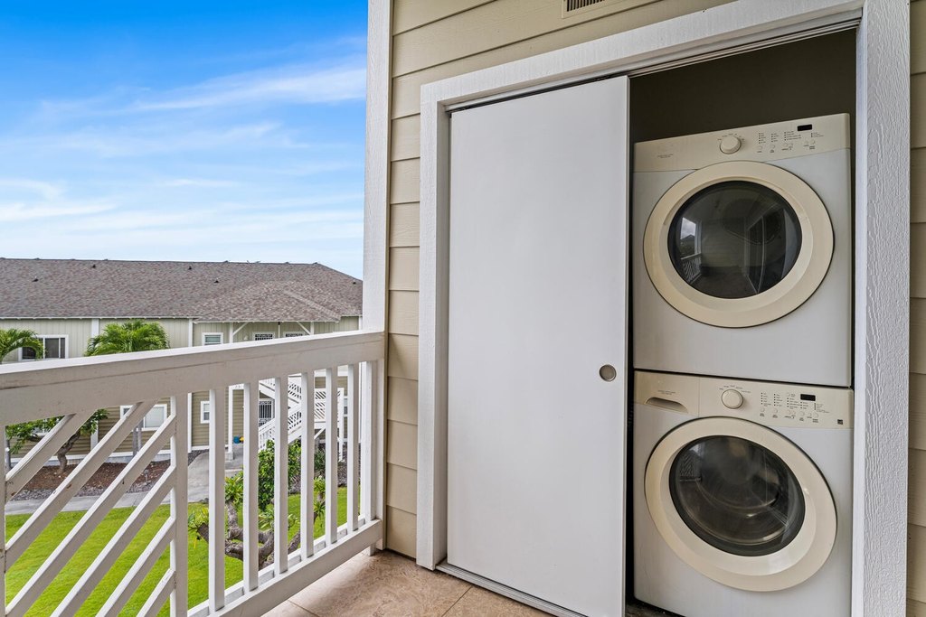 Kailua-Kona, Hawaii, 96740, United States, 2 Bedrooms Bedrooms, ,2 BathroomsBathrooms,Residential,Forsale,1929318