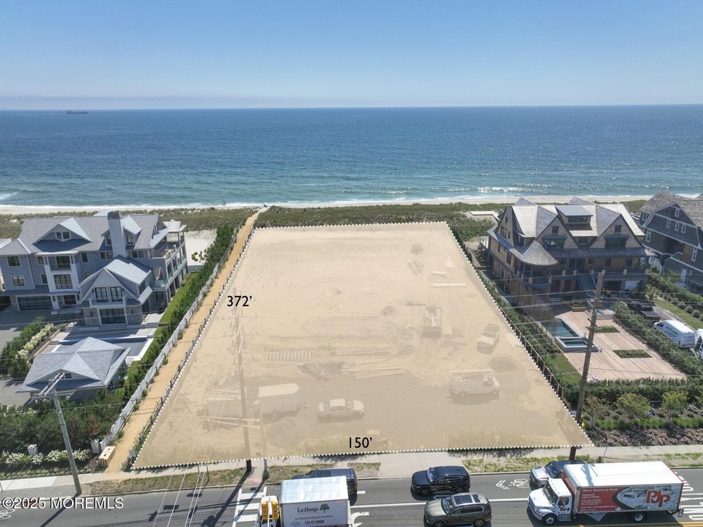 Mantoloking, New Jersey, 08738, United States, 8 Bedrooms Bedrooms, ,8.5 BathroomsBathrooms,Residential,Forsale,1900471