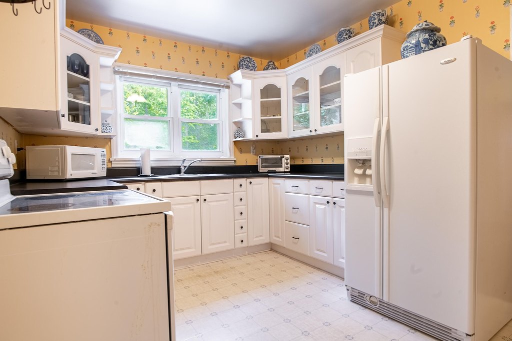 Lookout Mountain, Georgia, 30750, United States, 4 Bedrooms Bedrooms, ,2 BathroomsBathrooms,Residential,Forsale,1922174