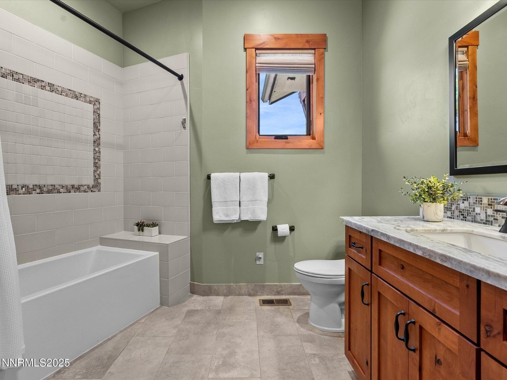 Reno, Nevada, 89511, United States, 4 Bedrooms Bedrooms, ,3 BathroomsBathrooms,Residential,Forsale,1936757