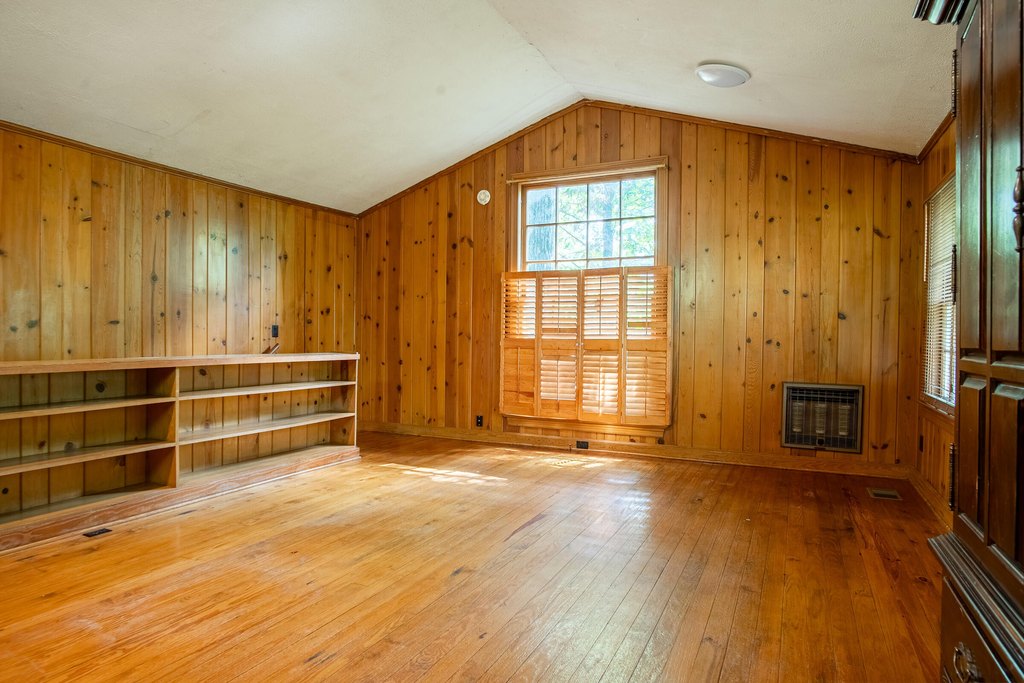 Lookout Mountain, Georgia, 30750, United States, 4 Bedrooms Bedrooms, ,2 BathroomsBathrooms,Residential,Forsale,1922174