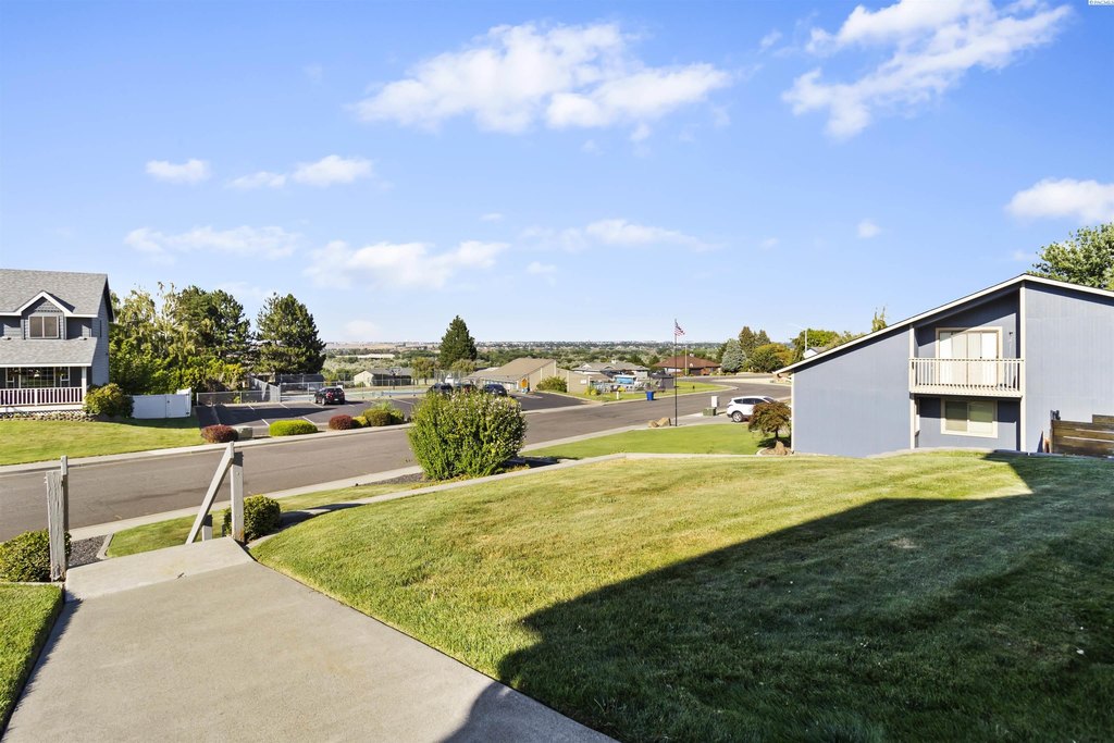 Richland, Washington, 99352, United States, 5 Bedrooms Bedrooms, ,3.5 BathroomsBathrooms,Residential,Forsale,1922430