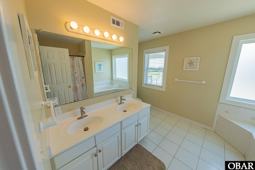 Rodanthe, North Carolina, 27968, United States, 7 Bedrooms Bedrooms, ,6.5 BathroomsBathrooms,Residential,Forsale,1914409