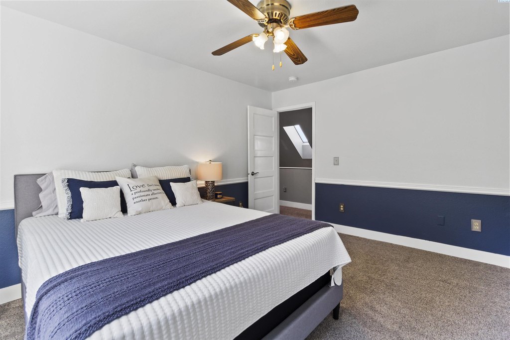 Richland, Washington, 99352, United States, 5 Bedrooms Bedrooms, ,3.5 BathroomsBathrooms,Residential,Forsale,1922430