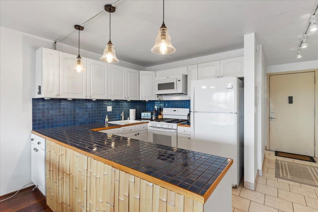 Kihei, Hawaii, 96753, United States, 1 Bedroom Bedrooms, ,1 BathroomBathrooms,Residential,Forsale,1990116