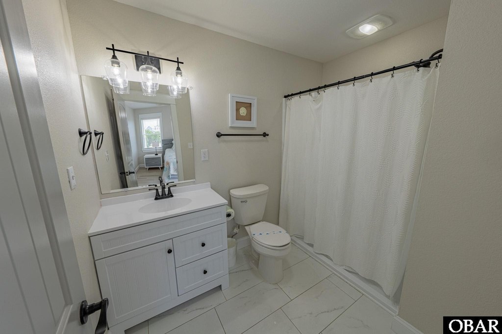 Avon, North Carolina, 27915, United States, 8 Bedrooms Bedrooms, ,8.5 BathroomsBathrooms,Residential,Forsale,1914408