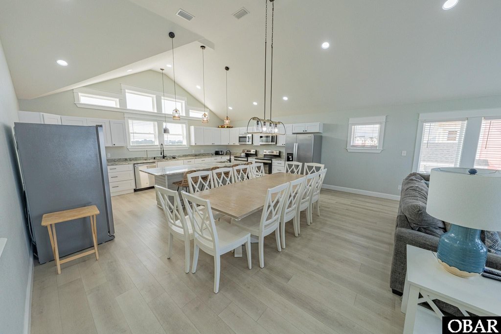 Avon, North Carolina, 27915, United States, 8 Bedrooms Bedrooms, ,8.5 BathroomsBathrooms,Residential,Forsale,1914408