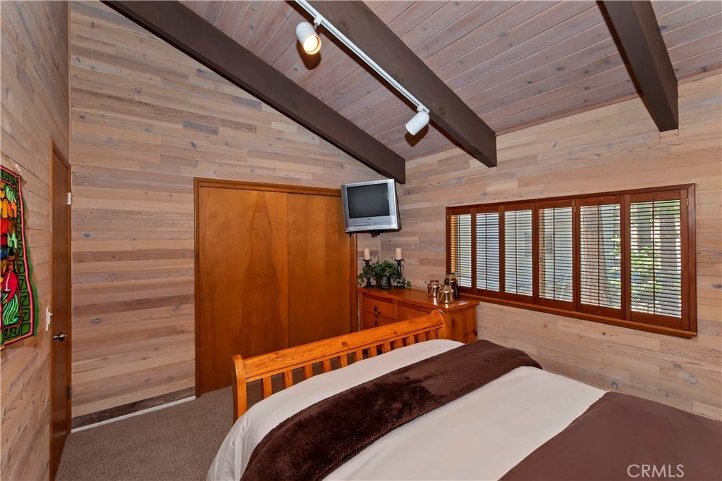 Lake Arrowhead, California, 92352, United States, 4 Bedrooms Bedrooms, ,3 BathroomsBathrooms,Residential,Forsale,1934032