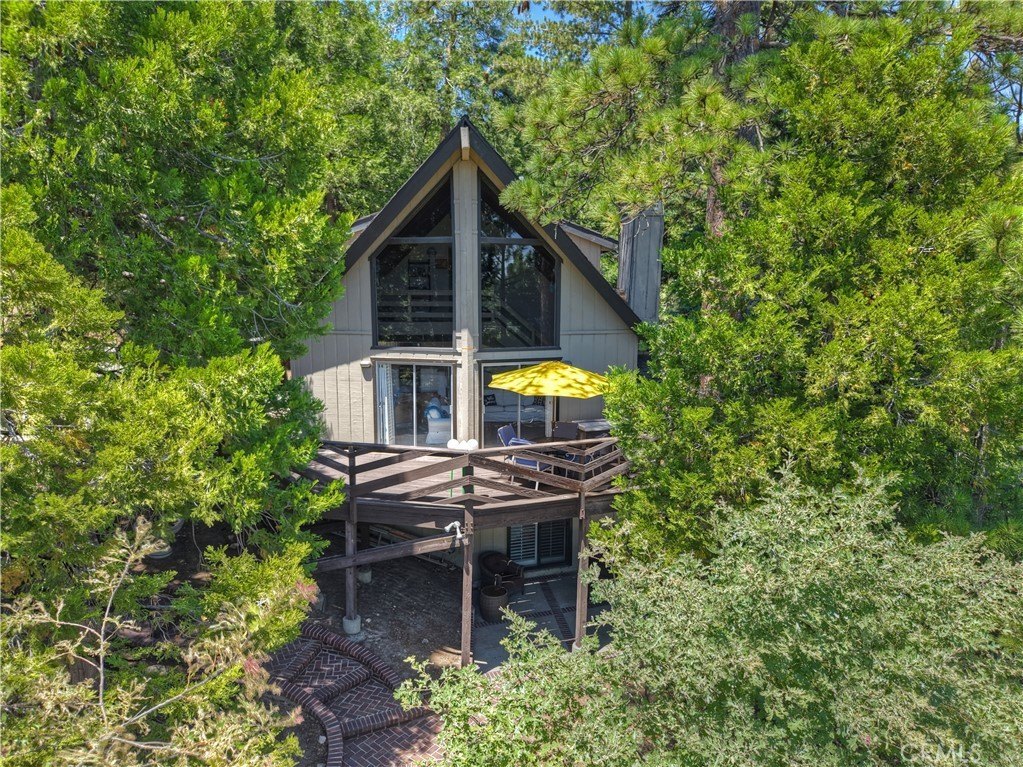 Lake Arrowhead, California, 92352, United States, 4 Bedrooms Bedrooms, ,3 BathroomsBathrooms,Residential,Forsale,1934032