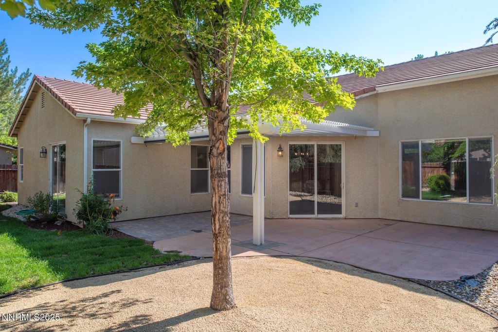 Reno, Nevada, 89521, United States, 4 Bedrooms Bedrooms, ,2 BathroomsBathrooms,Residential,Forsale,1910326