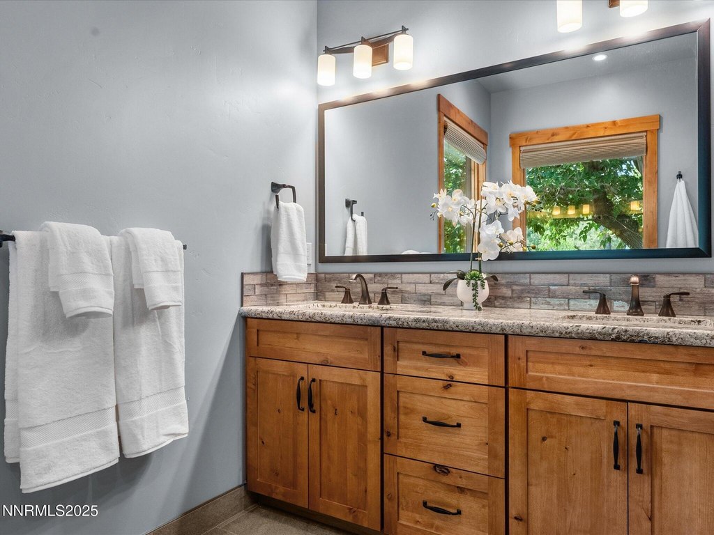Reno, Nevada, 89511, United States, 4 Bedrooms Bedrooms, ,3 BathroomsBathrooms,Residential,Forsale,1936757