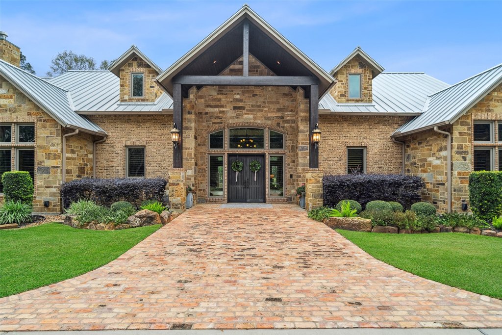 New Caney, Texas, 77357, United States, 5 Bedrooms Bedrooms, ,5.5 BathroomsBathrooms,Residential,Forsale,2008440