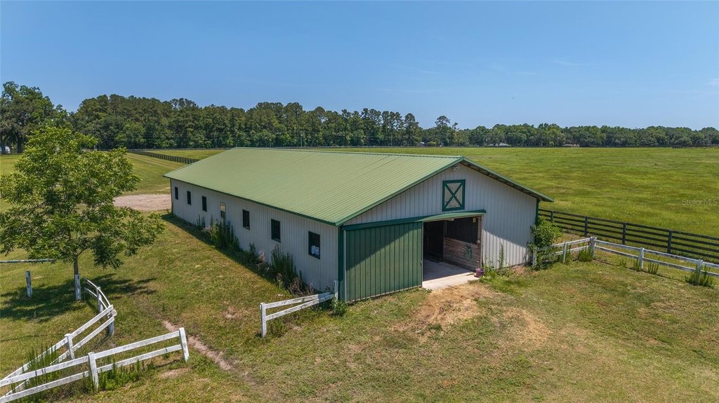 REDDICK, Florida, 32686, United States, 3 Bedrooms Bedrooms, ,2 BathroomsBathrooms,Residential,Forsale,1905409